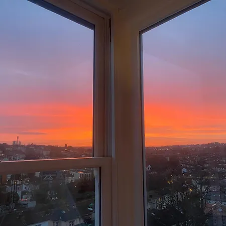 3-bedroom Bohemian * Bristol